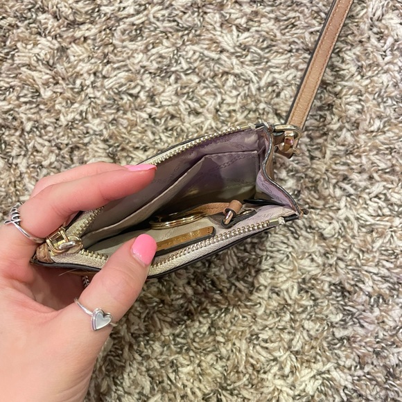 Micheal Kors Wallet - Picture 3 of 3